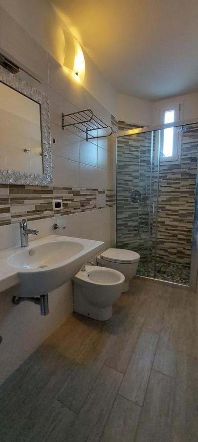 Hotel Trevi ลิโดดิเยโซโล ภายนอก รูปภาพ